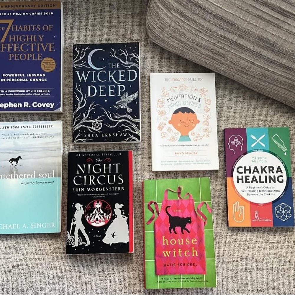 Assorted 7 Book Collection